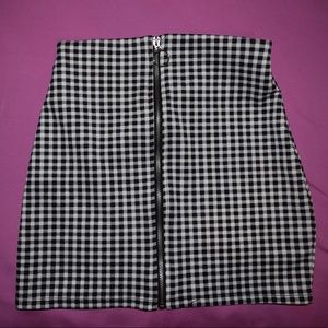 Black and White Zip Up Pencil Skirt
